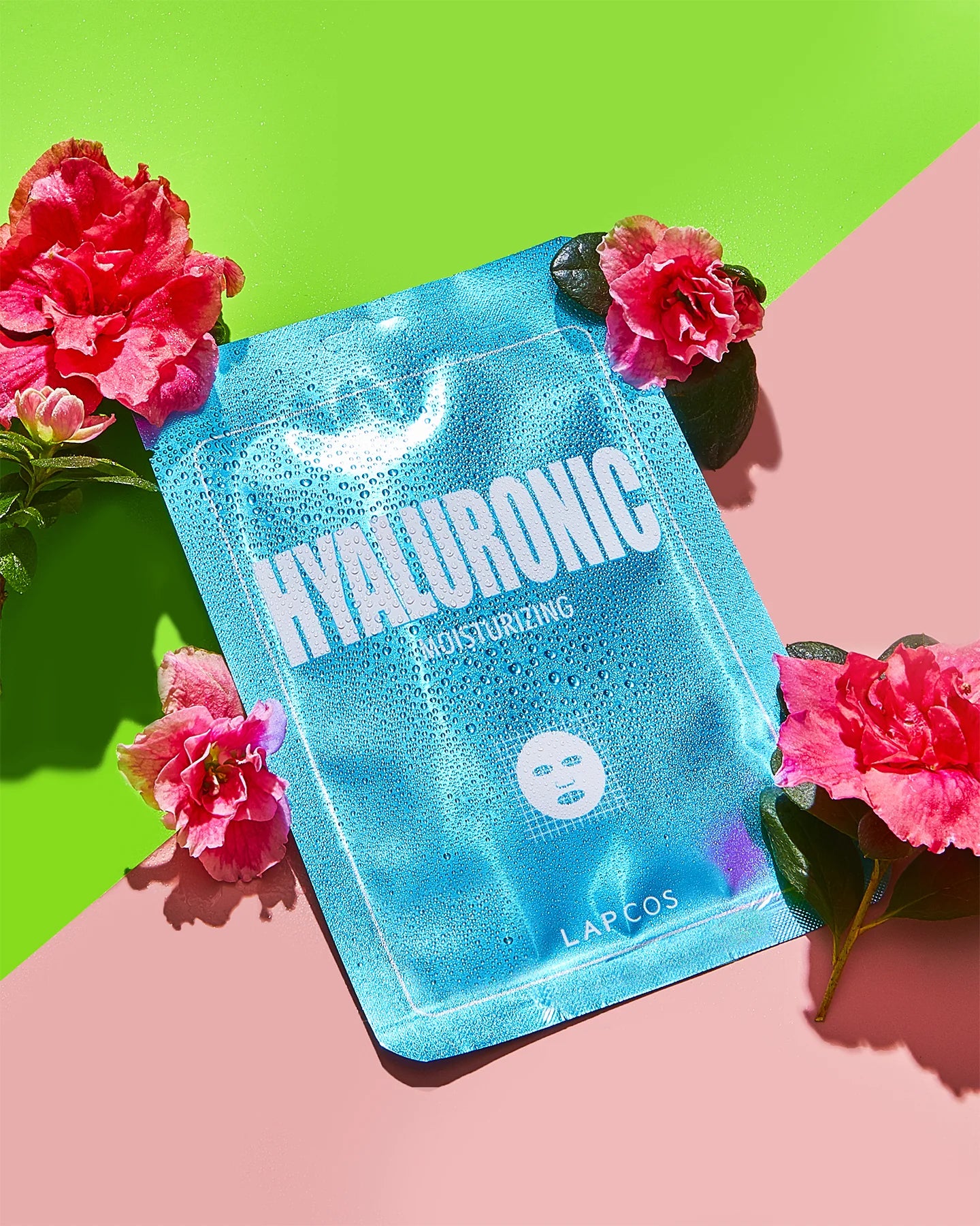 A moisturizing TMF-cell sheet mask powered by Hyaluronic Acid, Caffeine + Allantoin. This mask emulates…the humectant properties of a cloud.